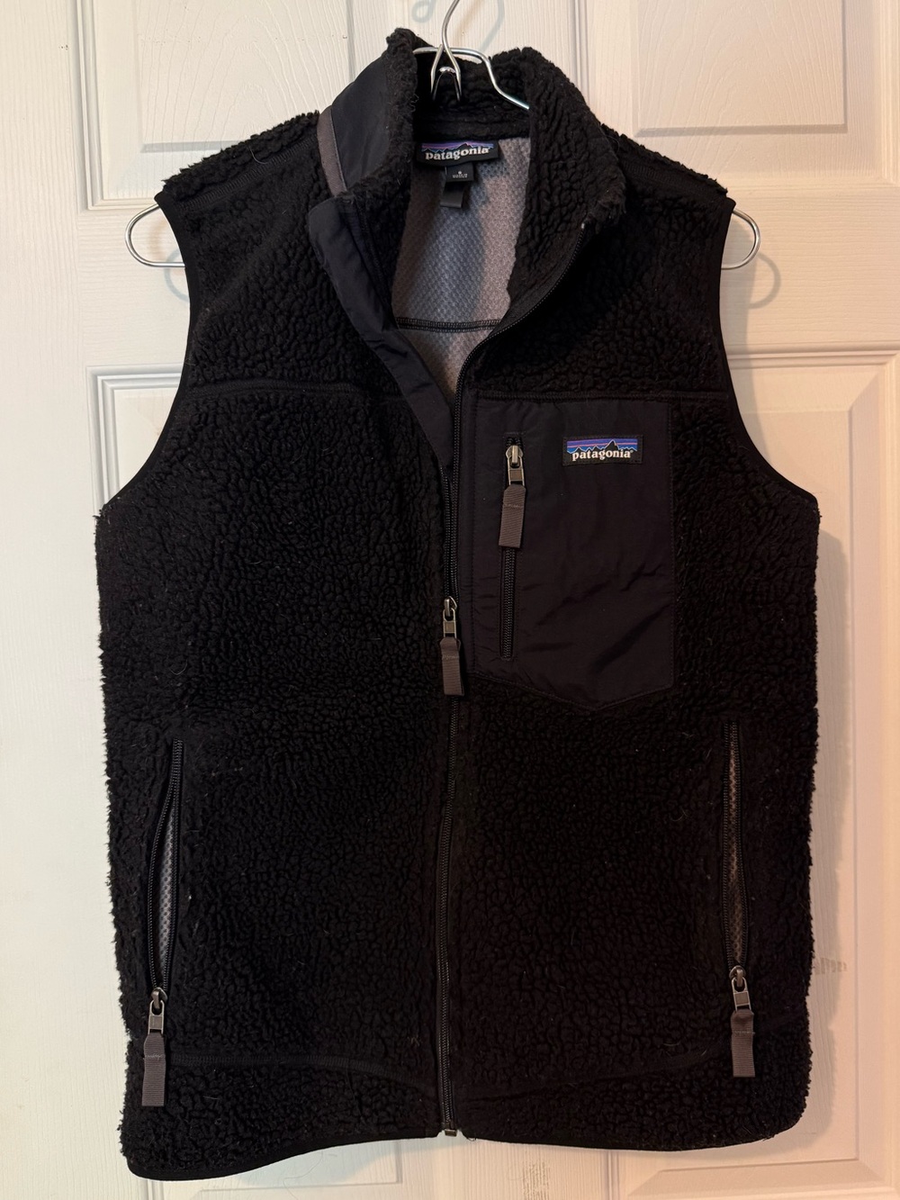 EUC Patagonia Women’s Black Re-Tool Classic Retro Fleece Vest size Small
